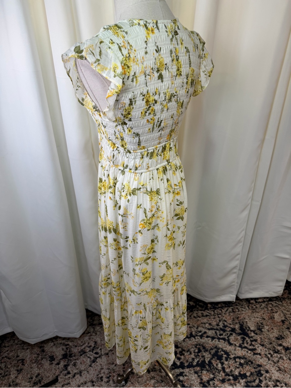 Joie Smocked Yellow Floral V-Neck Midi Dress with Ruffle Cap Sleeves Size Small - Picture 9 of 15